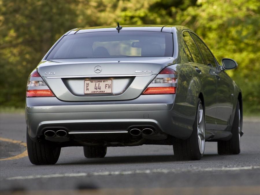  Mercedes-Benz S63 AMG 2009 года  (фото 38 из 42)